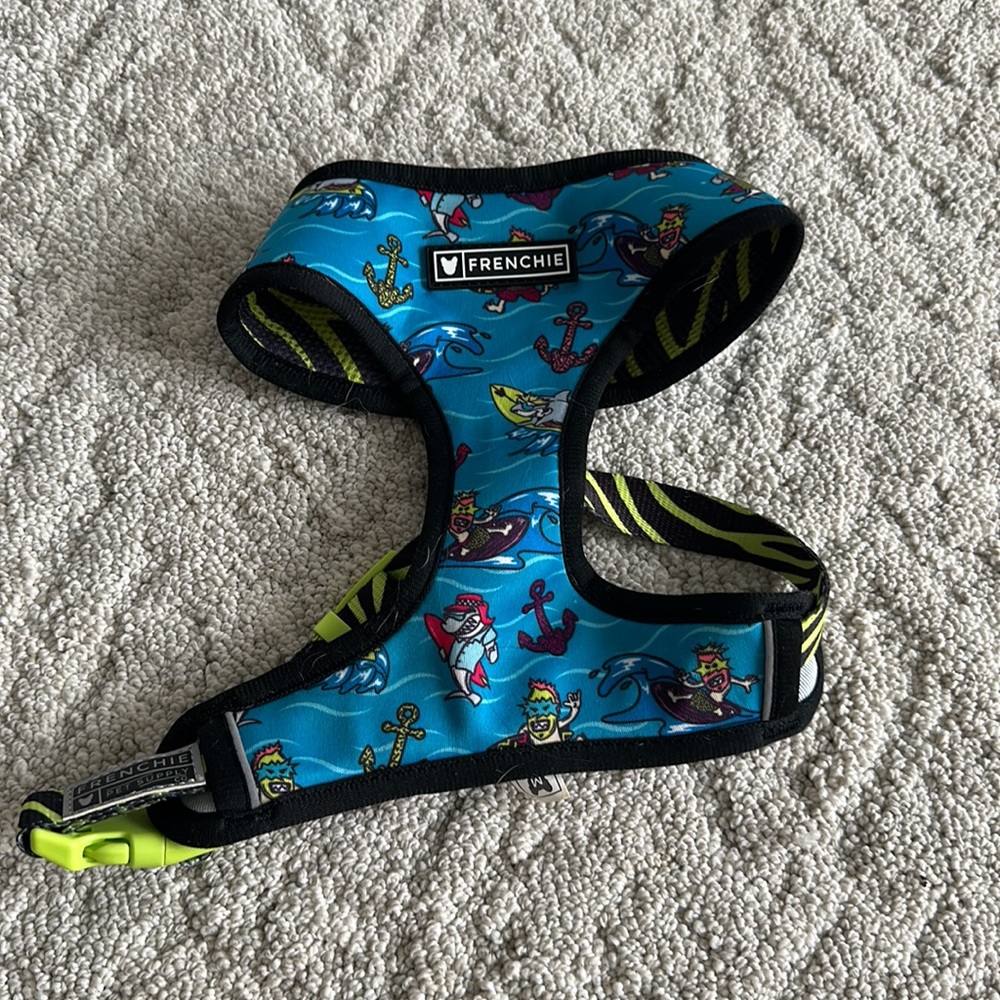 Frenchie brand reversible harness size M